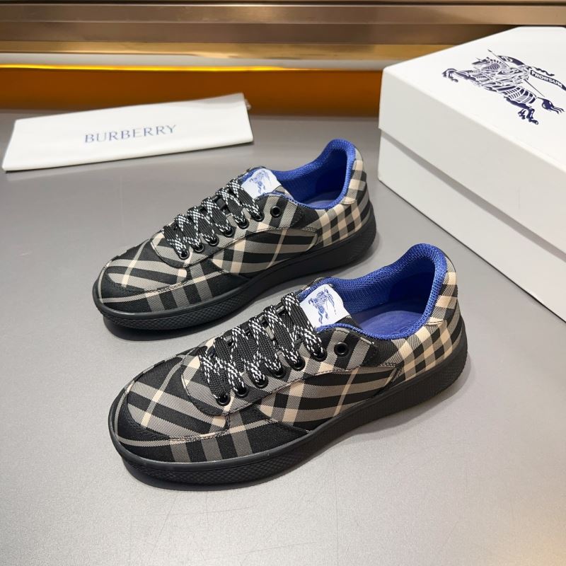 Burberry Low Shoes